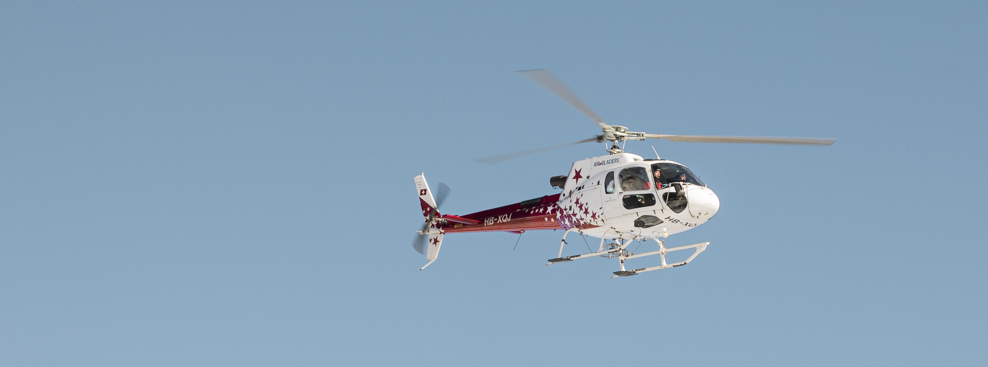 Helicopter scenic flights at Festival International de ballons in Château-d'Oex