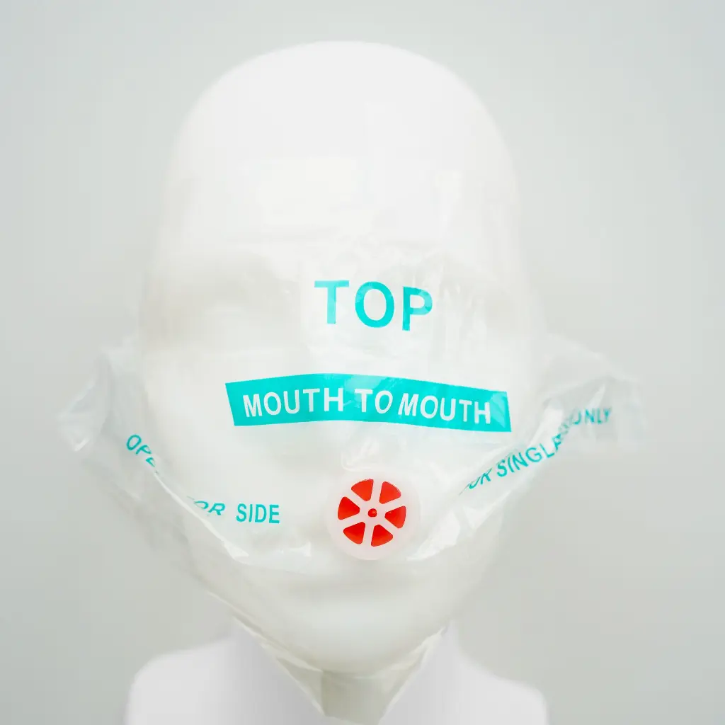 20250908_CPR-mask_Ouvert_RayanFavre-3.webp